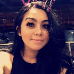 Meet your Posher, Ana